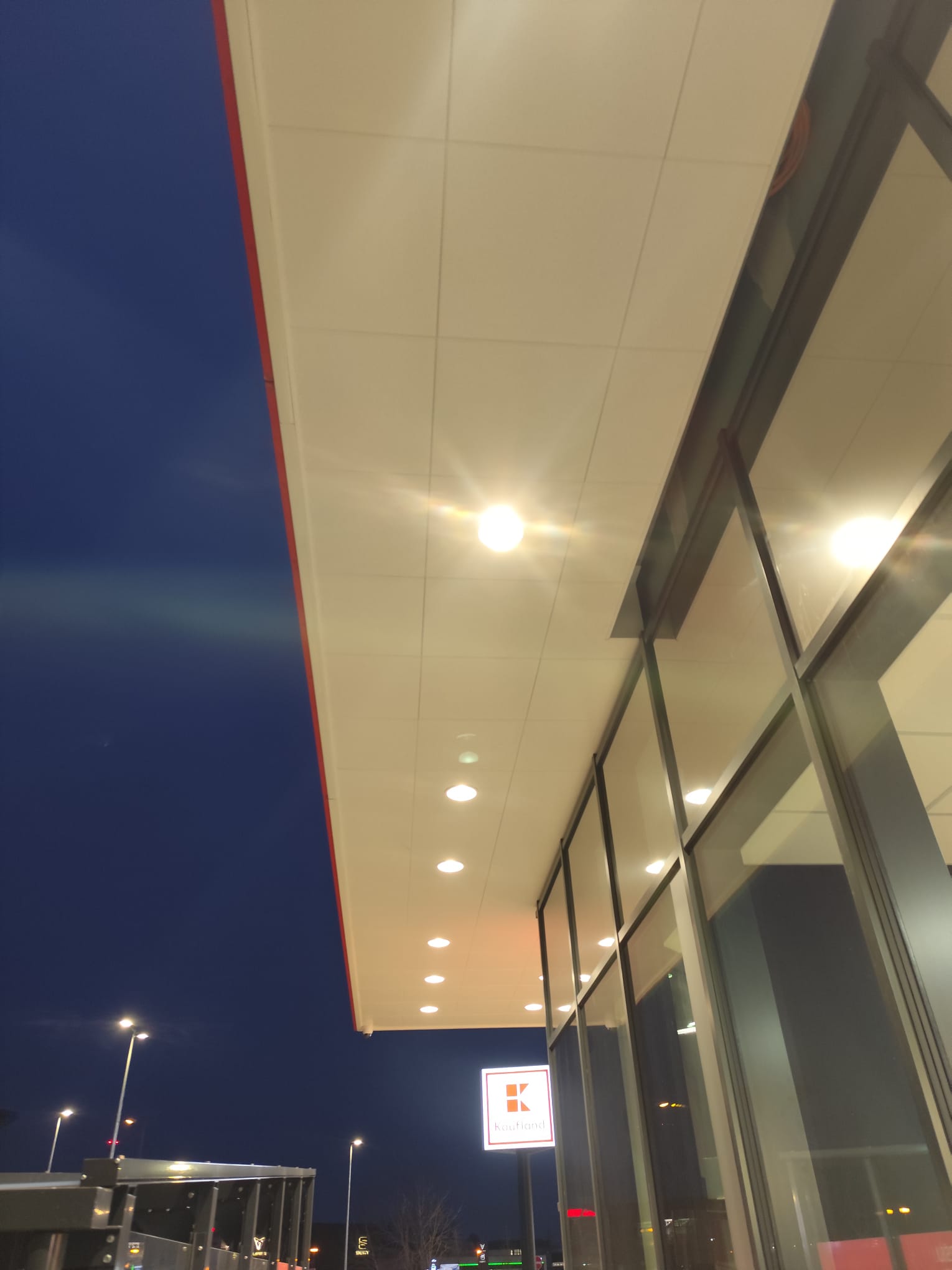 Montáž osvetlenia a uzemnenia – Kaufland  TT