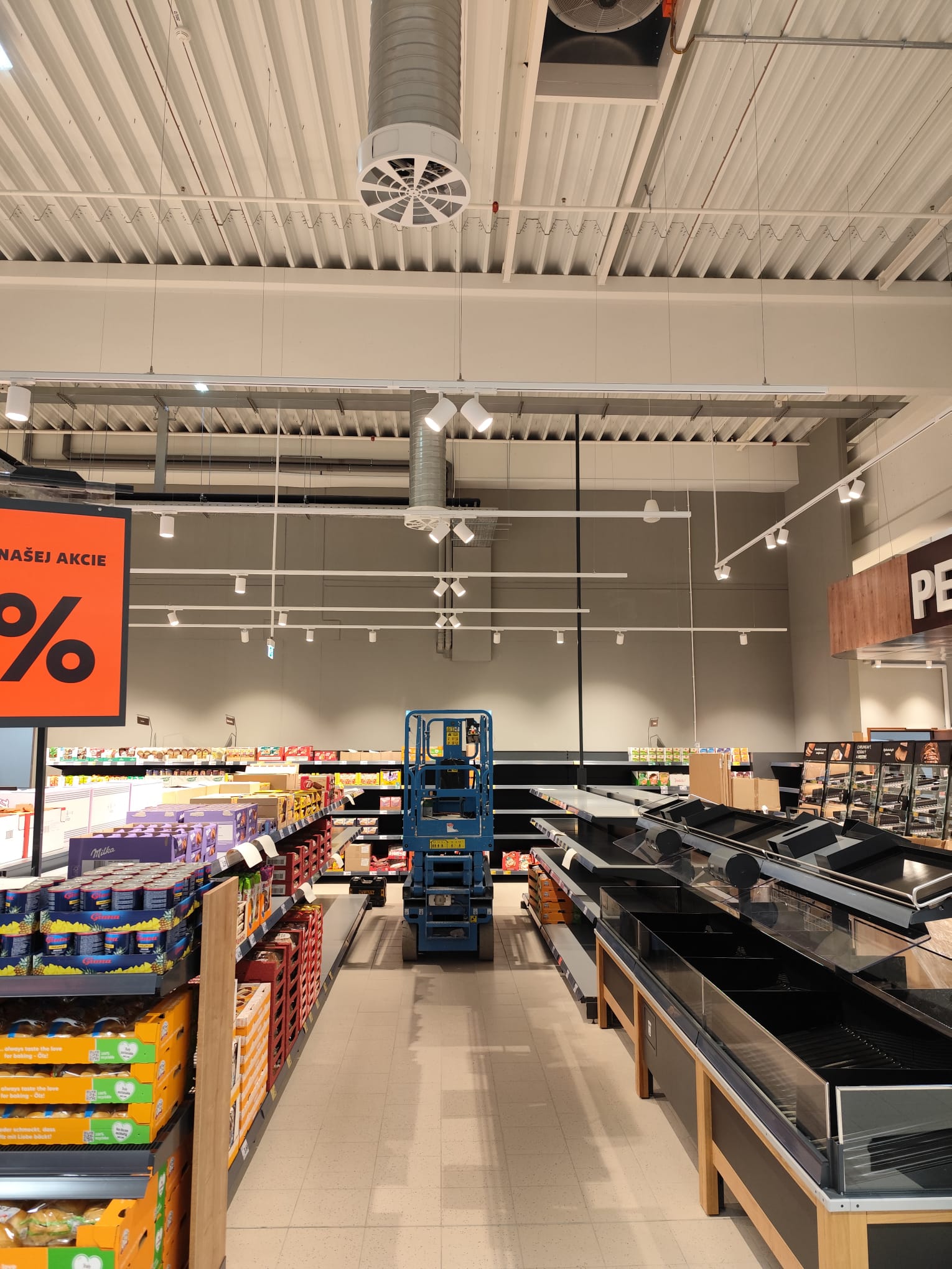 Montáž osvetlenia a uzemnenia – Kaufland  TT