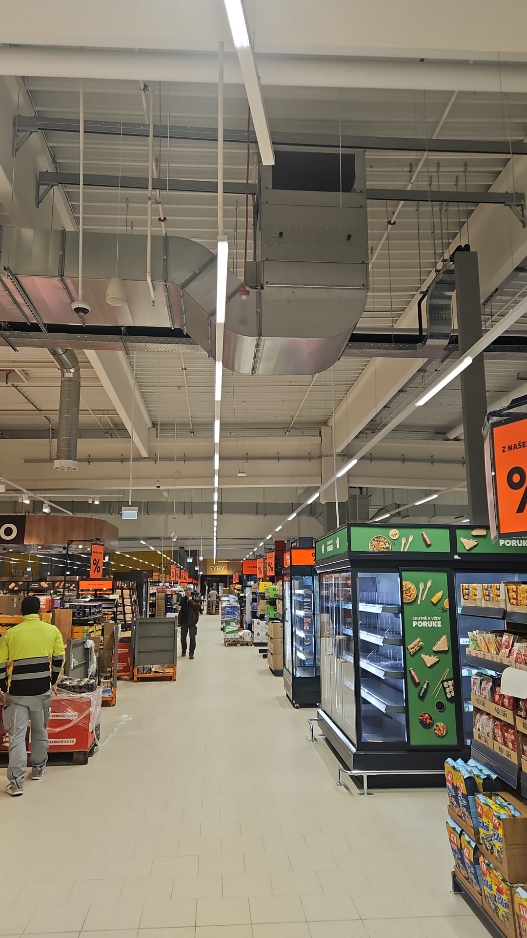 Montáž osvetlenia a uzemnenia – Kaufland  TT