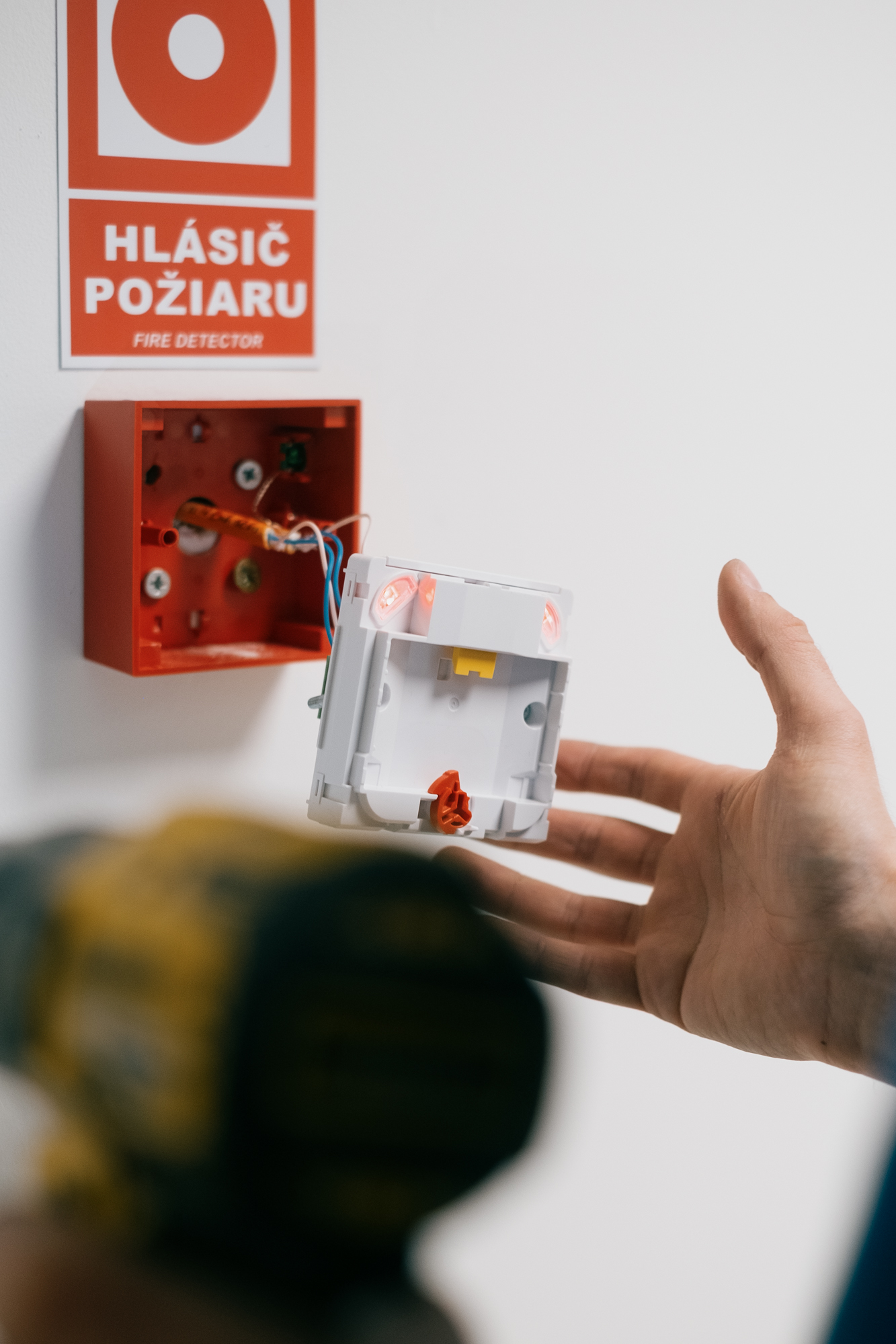 Komplexné zabezpečenie, ozvučenie a požiarna ochrana komerčného objektu v Giraltovciach